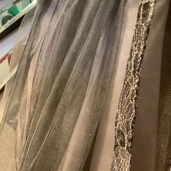 Mme Weathersby coat 4T - Picture 8 of 9